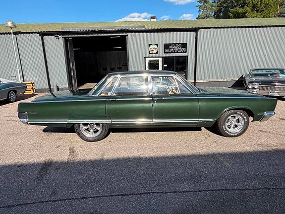 Chrysler Newport 9 of 30