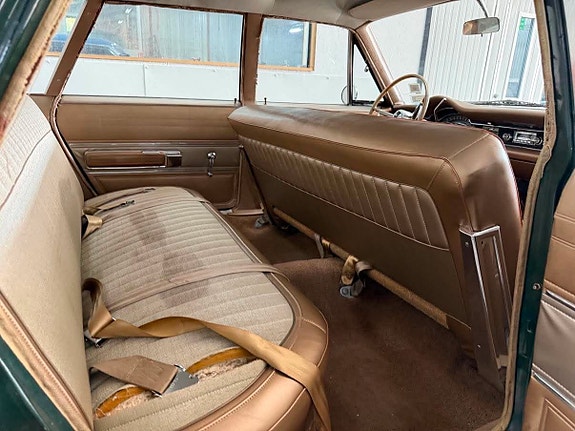 Chrysler Newport 17 of 30