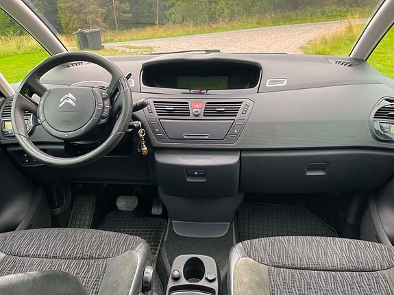 Citroen C4 Picasso 8 of 11