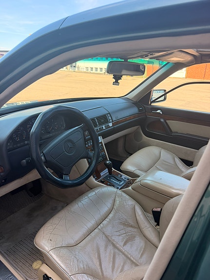 Mercedes-Benz S350 6 of 7