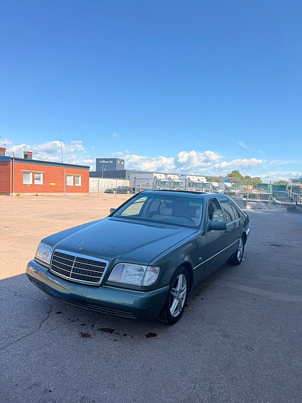 Mercedes-Benz S350 2 of 7