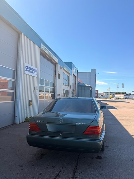 Mercedes-Benz S350 5 of 7