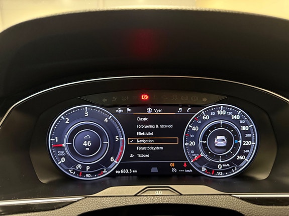 Volkswagen Passat Alltrack 23 of 30