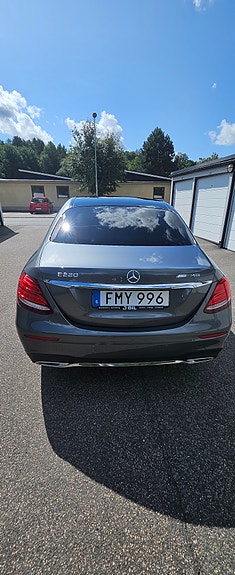 Mercedes-Benz E220 d 6 of 6