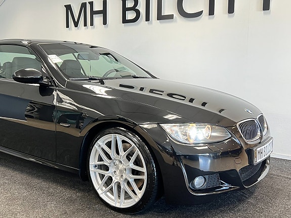 BMW 330d 4 of 16