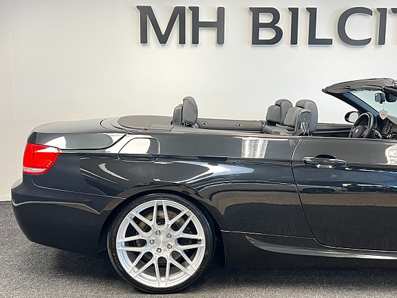 BMW 330d 7 of 16