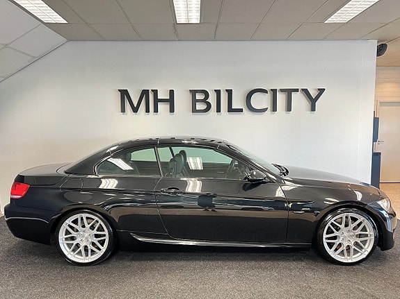 BMW 330d 8 of 16