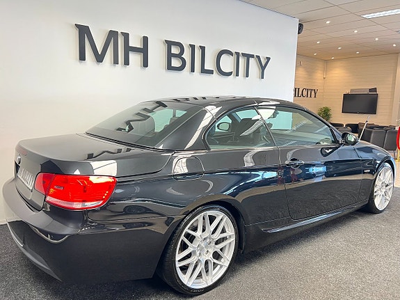 BMW 330d 10 of 16