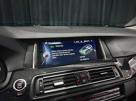 BMW 520d 27 of 30