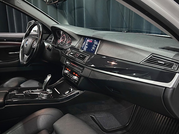 BMW 520d 18 of 30