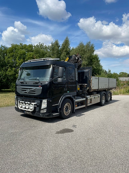 Volvo 2 of 17