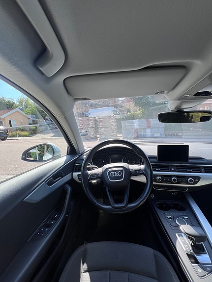 Audi A4 10 of 12