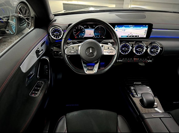 Mercedes-Benz CLA200 14 of 14