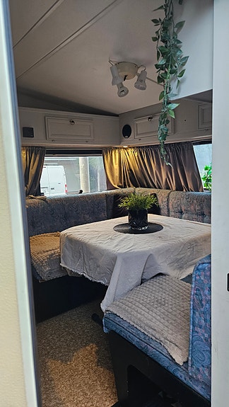 KABE Royal 670 - unik familjevagn 4 of 8
