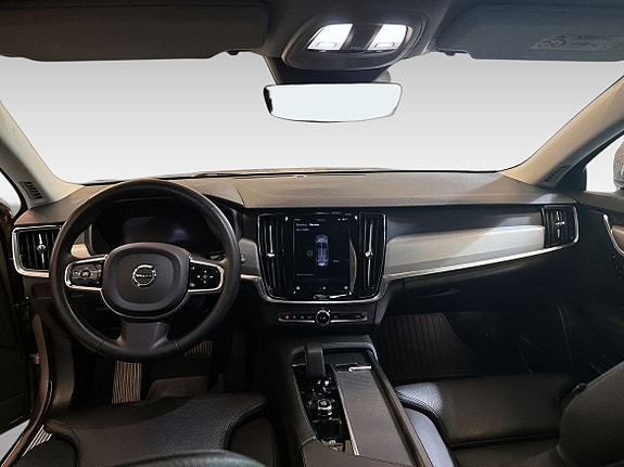 Volvo V90 Cross Country 13 of 19