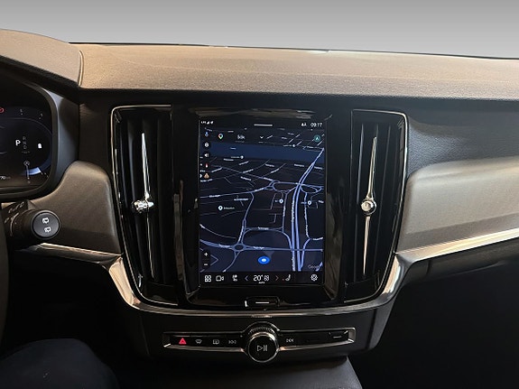 Volvo V90 Cross Country 16 of 19