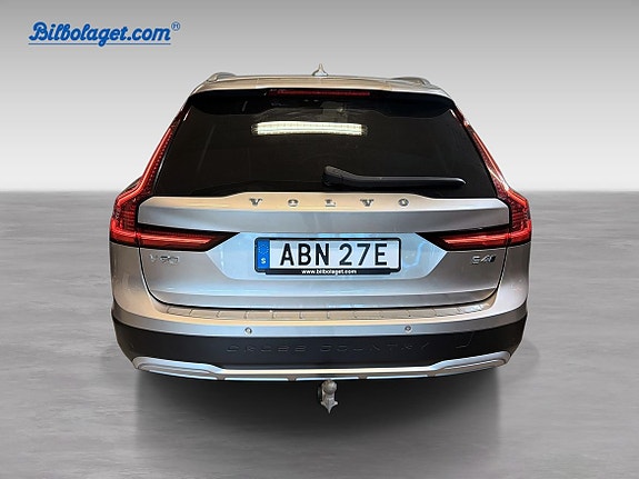 Volvo V90 Cross Country 5 of 19