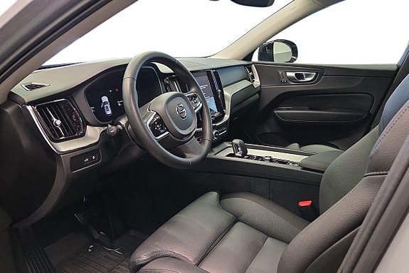 Volvo XC60 12 of 22