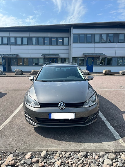 Volkswagen Golf VII 4 of 10