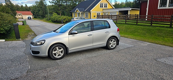 Volkswagen Golf VI 2 of 3