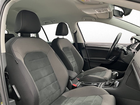 Volkswagen Golf Alltrack 14 of 30