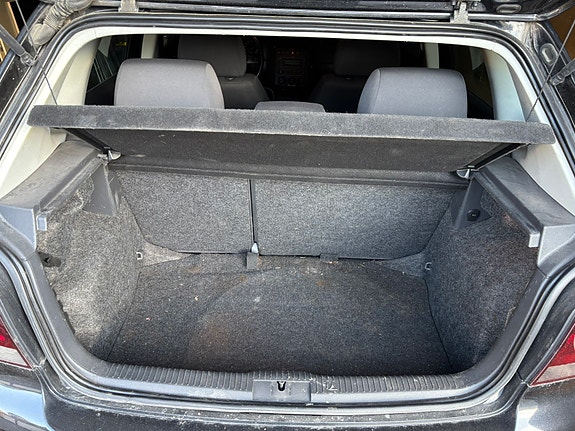 Volkswagen Polo 10 of 12