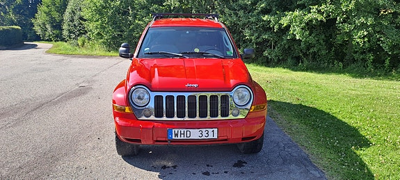 Jeep Cherokee 2 of 14