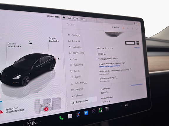 Tesla Model 3 27 of 30