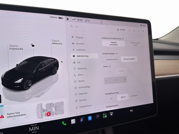 Tesla Model 3 26 of 30