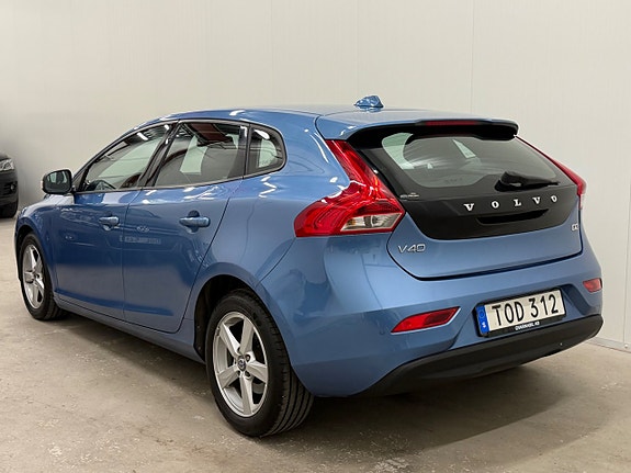 Volvo V40 11 of 25
