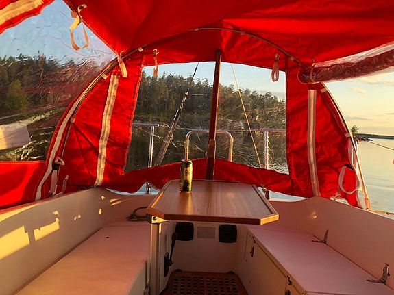 Maxi Fenix 3 of 3