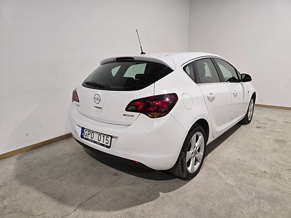 Opel Astra 5 of 15