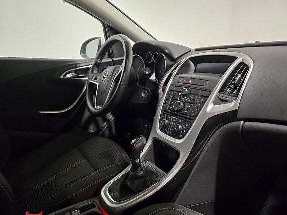 Opel Astra 11 of 15