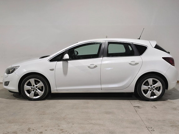Opel Astra 3 of 15