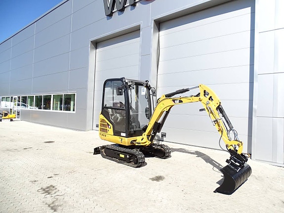 CAT 301.7D 3 of 6