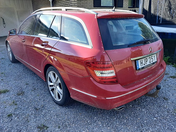 Mercedes-Benz C220 4 of 16