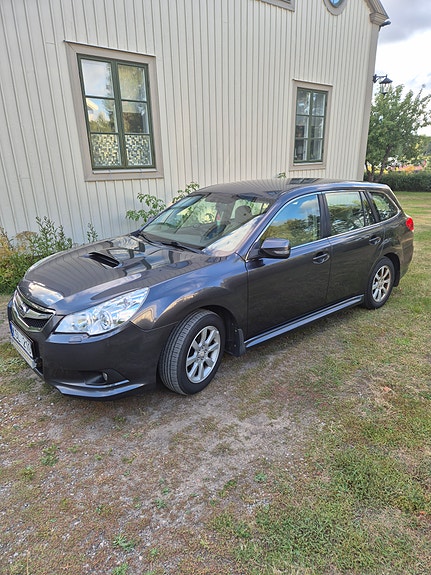 Subaru Legacy 2 of 2