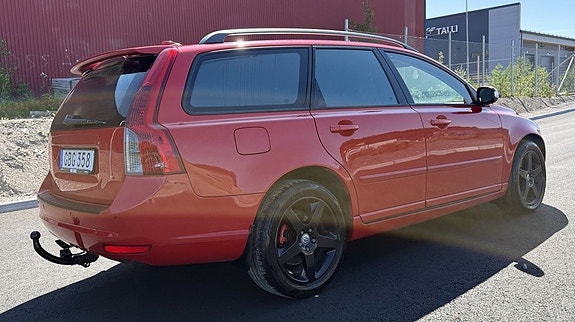 Volvo V50 6 of 27
