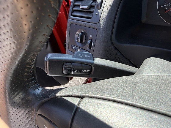 Volvo V50 19 of 27