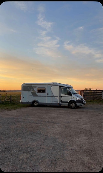Knaus TI650 2 of 17