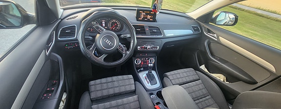 Audi Q3 9 of 11