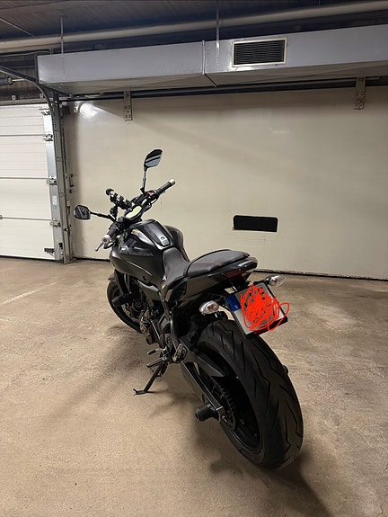 Yamaha MT-07 9 of 9