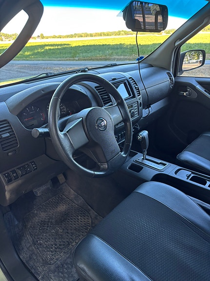 Nissan Navara 5 of 10