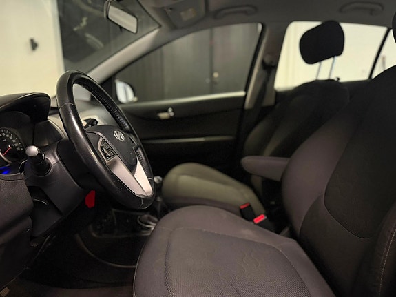 Hyundai i20 7 of 17
