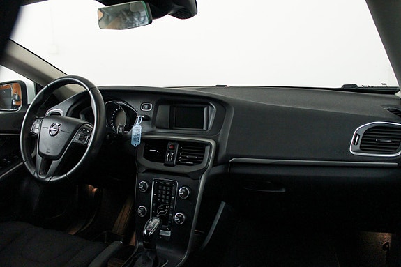 Volvo V40 19 of 22