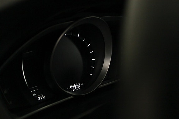 Volvo V40 16 of 22