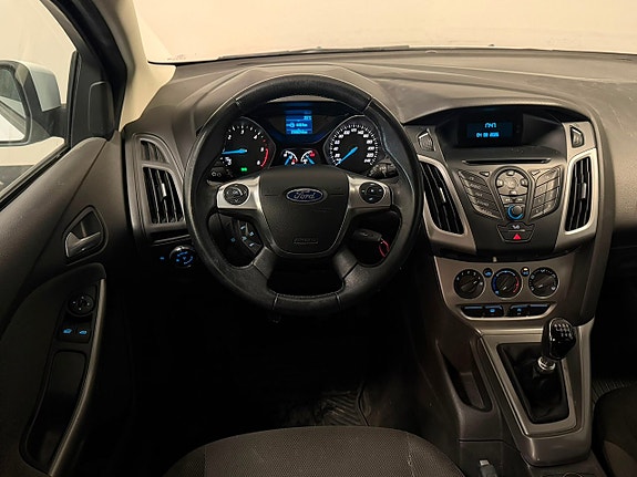 Ford Focus 12 of 17
