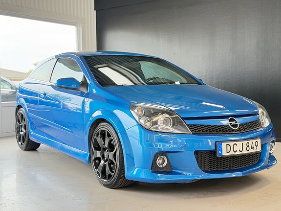 Opel Astra 3 of 24