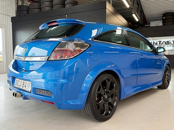 Opel Astra 10 of 24