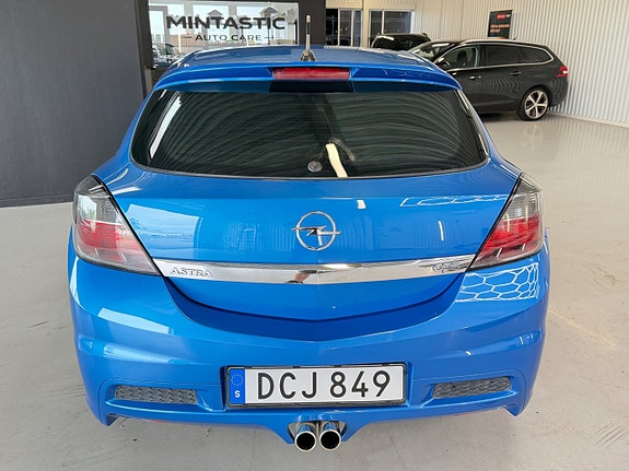 Opel Astra 9 of 24